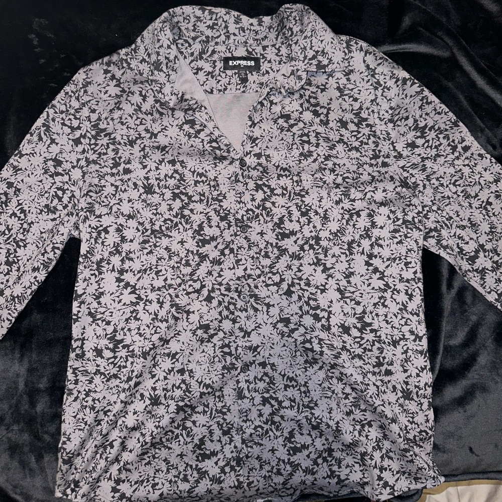 Express button down